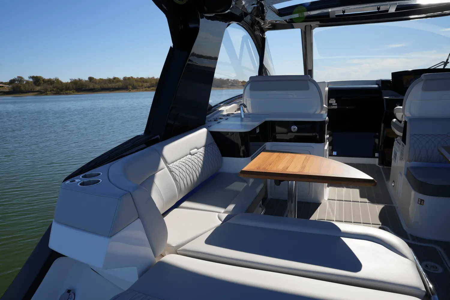Thumbnail von Sea Ray 370 Sundancer