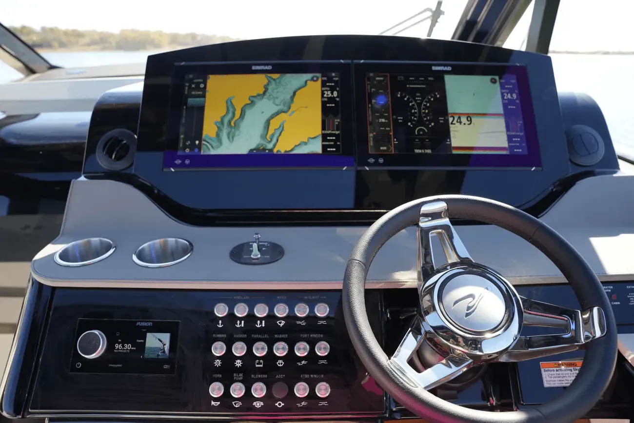 Thumbnail von Sea Ray 370 Sundancer