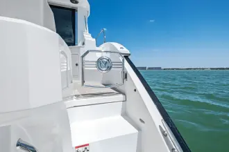 Thumbnail von Cruisers Yachts 46 Cantius