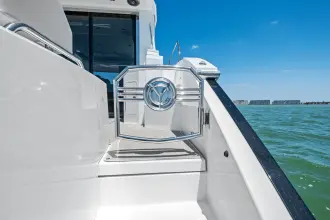 Thumbnail von Cruisers Yachts 46 Cantius