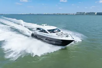 Thumbnail von Cruisers Yachts 46 Cantius