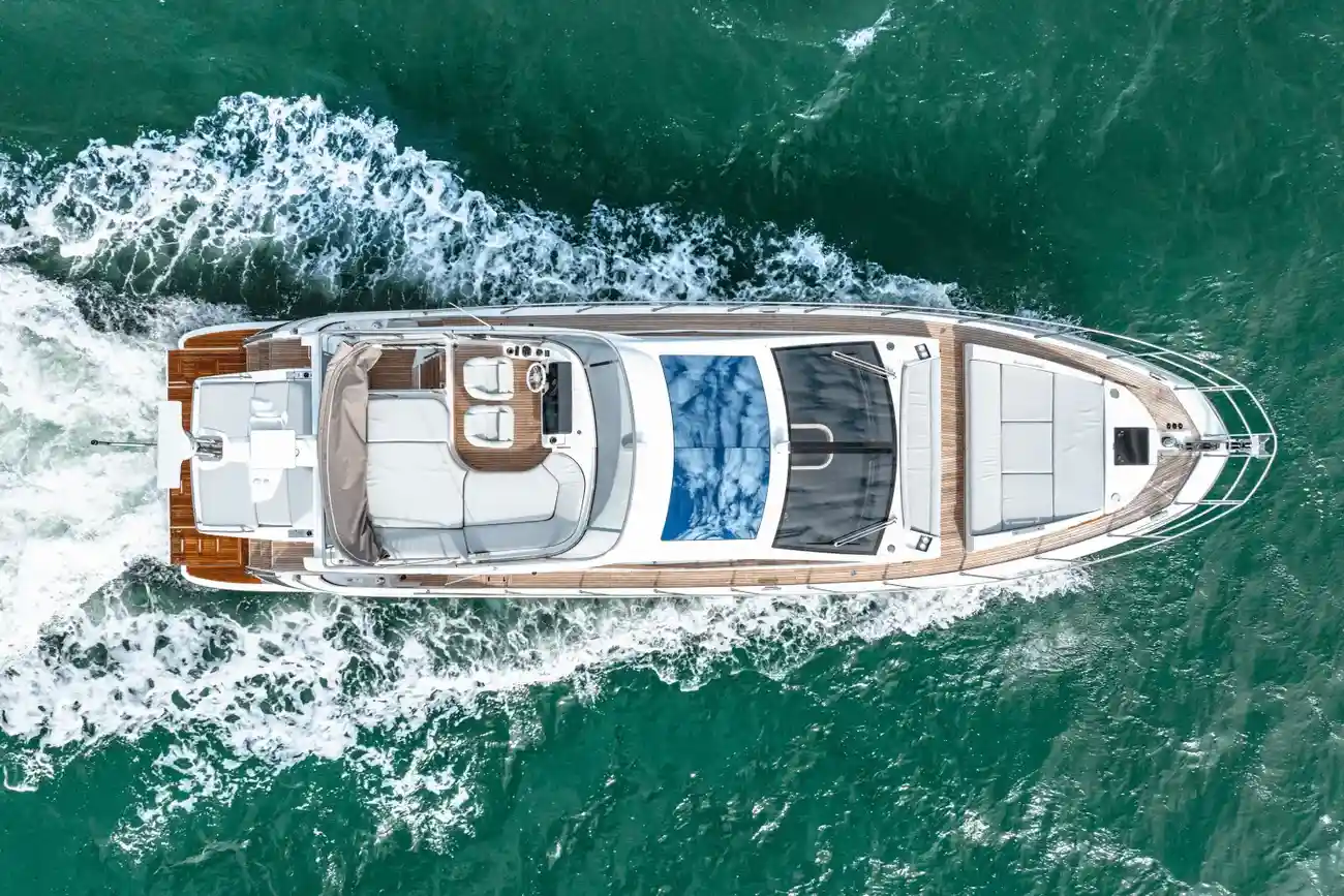 Thumbnail von Azimut S6