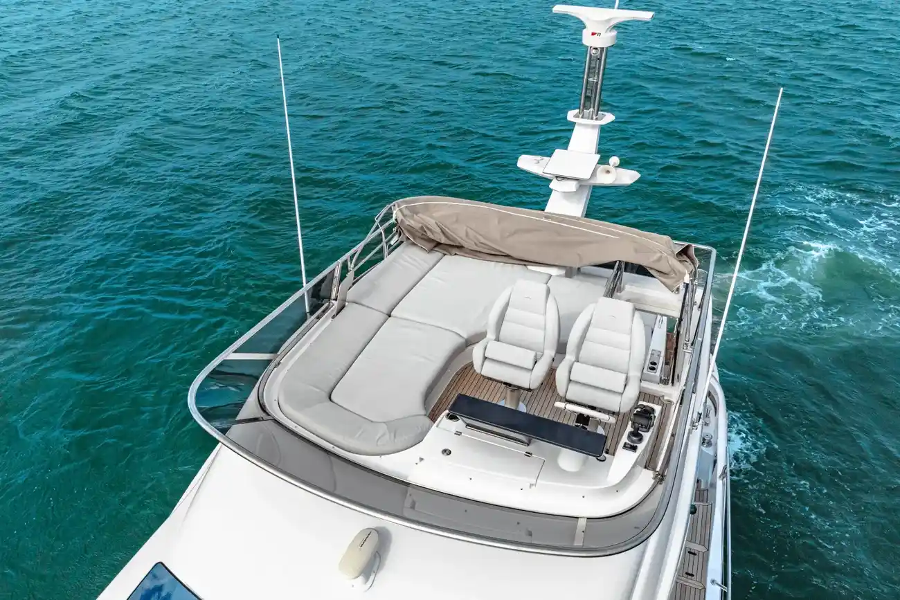 Thumbnail von Azimut S6