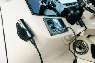 Thumbnail von Boston Whaler 330 Vantage