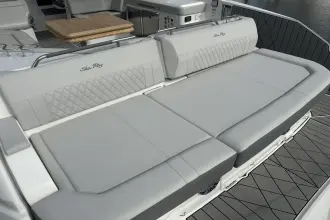 Thumbnail von Sea Ray SLX 400 Outboard