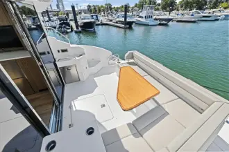 Thumbnail von Cruisers Yachts 46 Cantius
