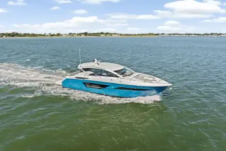 Thumbnail von Cruisers Yachts 46 Cantius