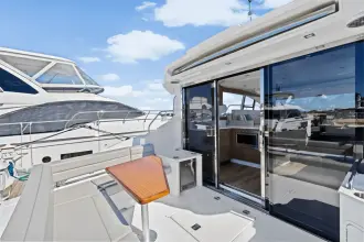 Thumbnail von Cruisers Yachts 46 Cantius