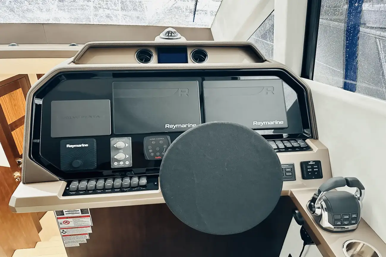 Thumbnail von Galeon 500 FLY