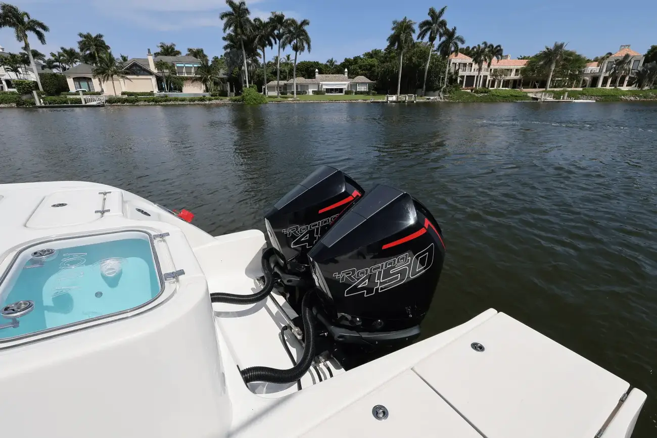 Thumbnail von Aquila 47 Molokai