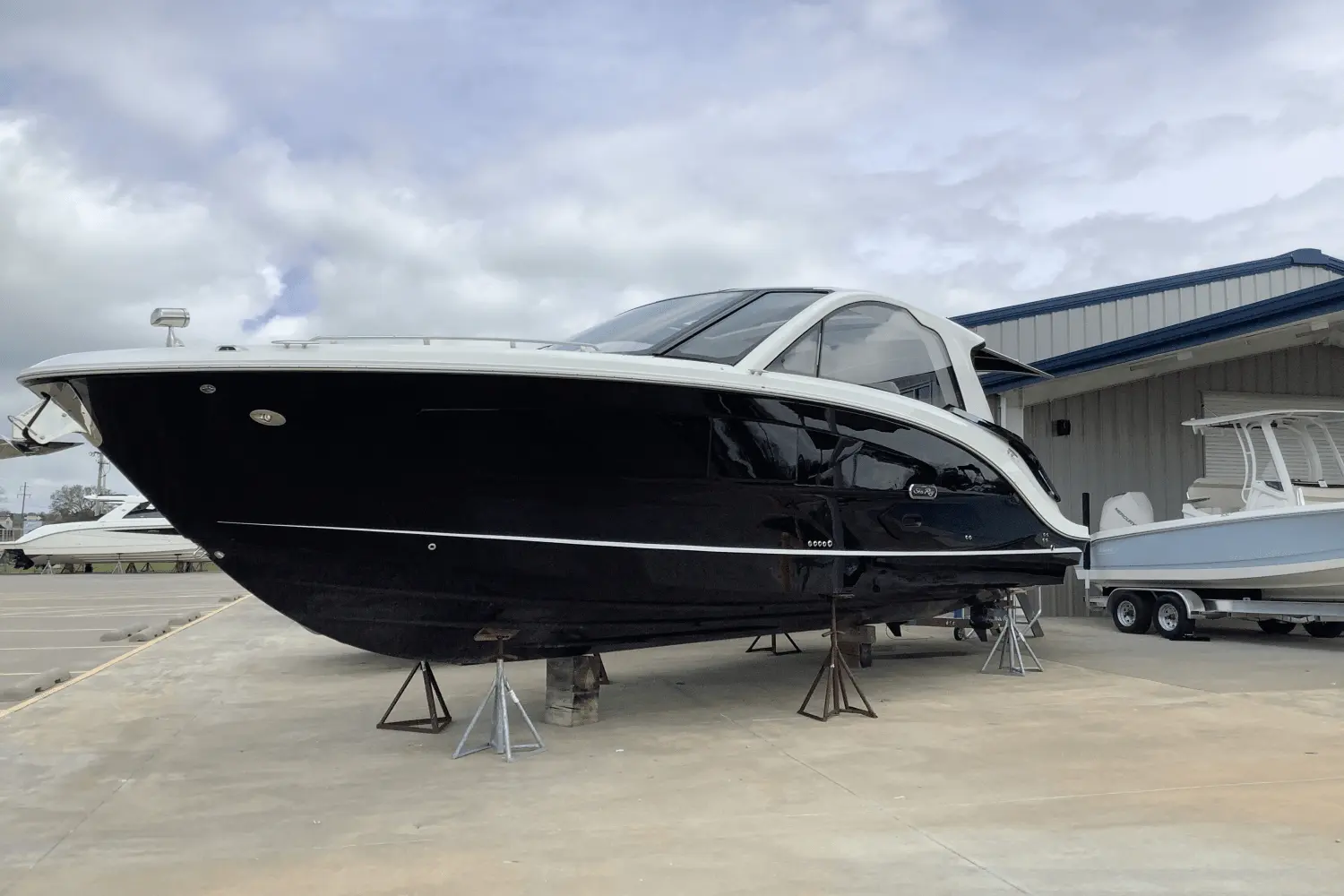 Sea Ray 370 Sundancer
