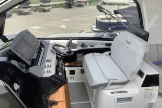 Thumbnail von Sea Ray 370 Sundancer