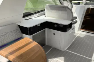 Thumbnail von Sea Ray 370 Sundancer