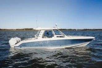 Thumbnail von Boston Whaler 350 Realm