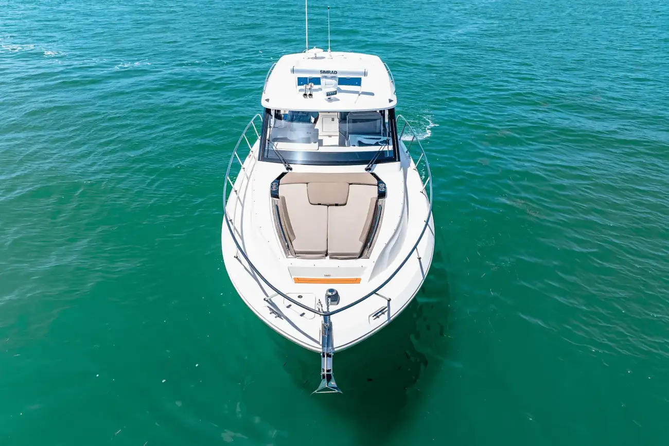 Thumbnail von Boston Whaler 360 Outrage