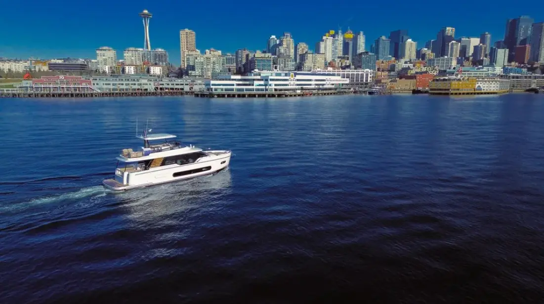 Thumbnail von Azimut 60