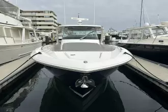 Thumbnail von Tiara Yachts 38 LS