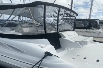 Thumbnail von Cruisers Yachts 35 Express