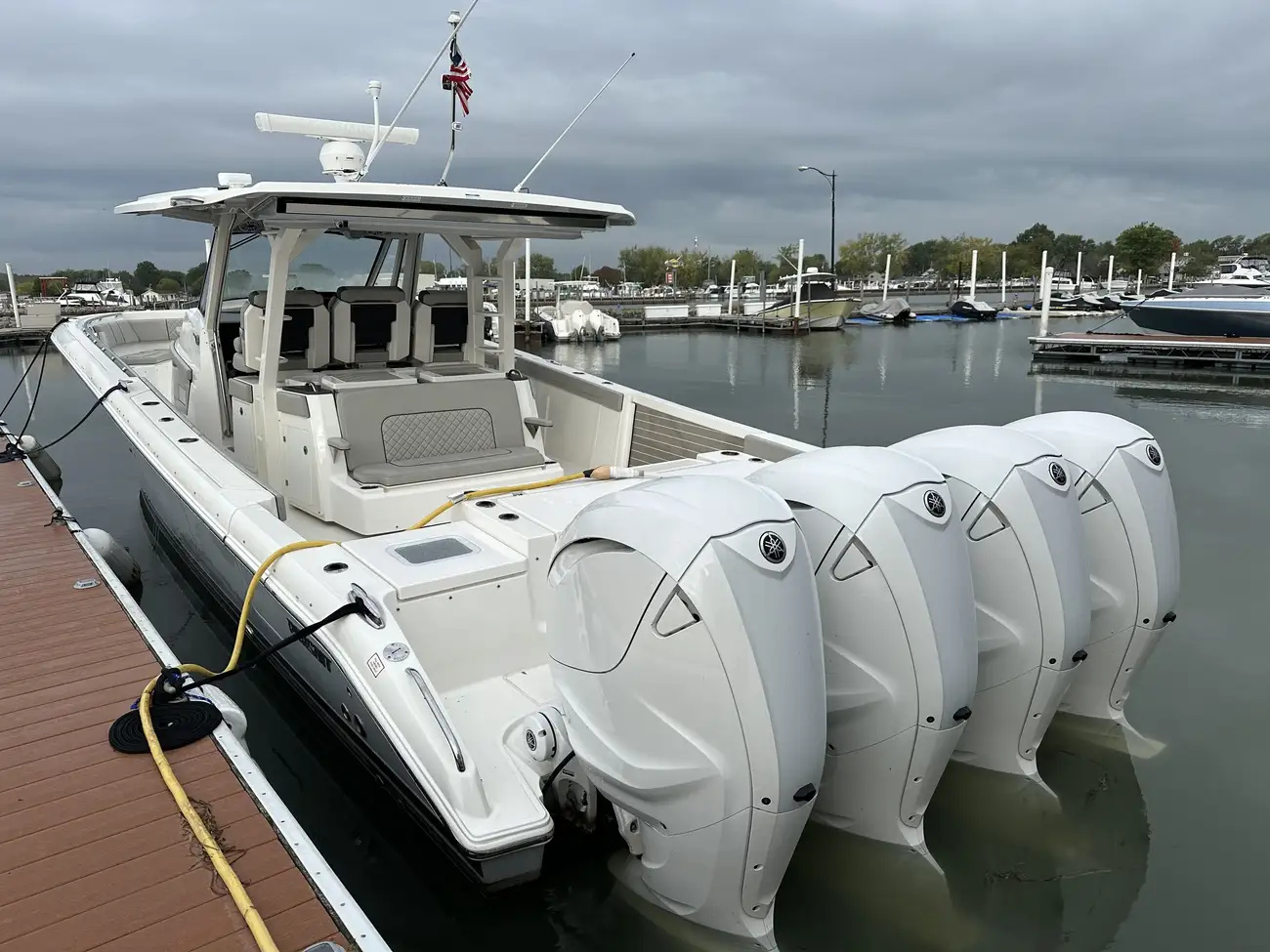 Thumbnail von Pursuit S 428