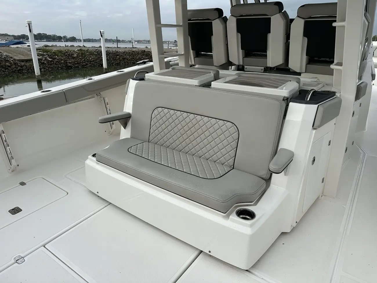 Thumbnail von Pursuit S 428