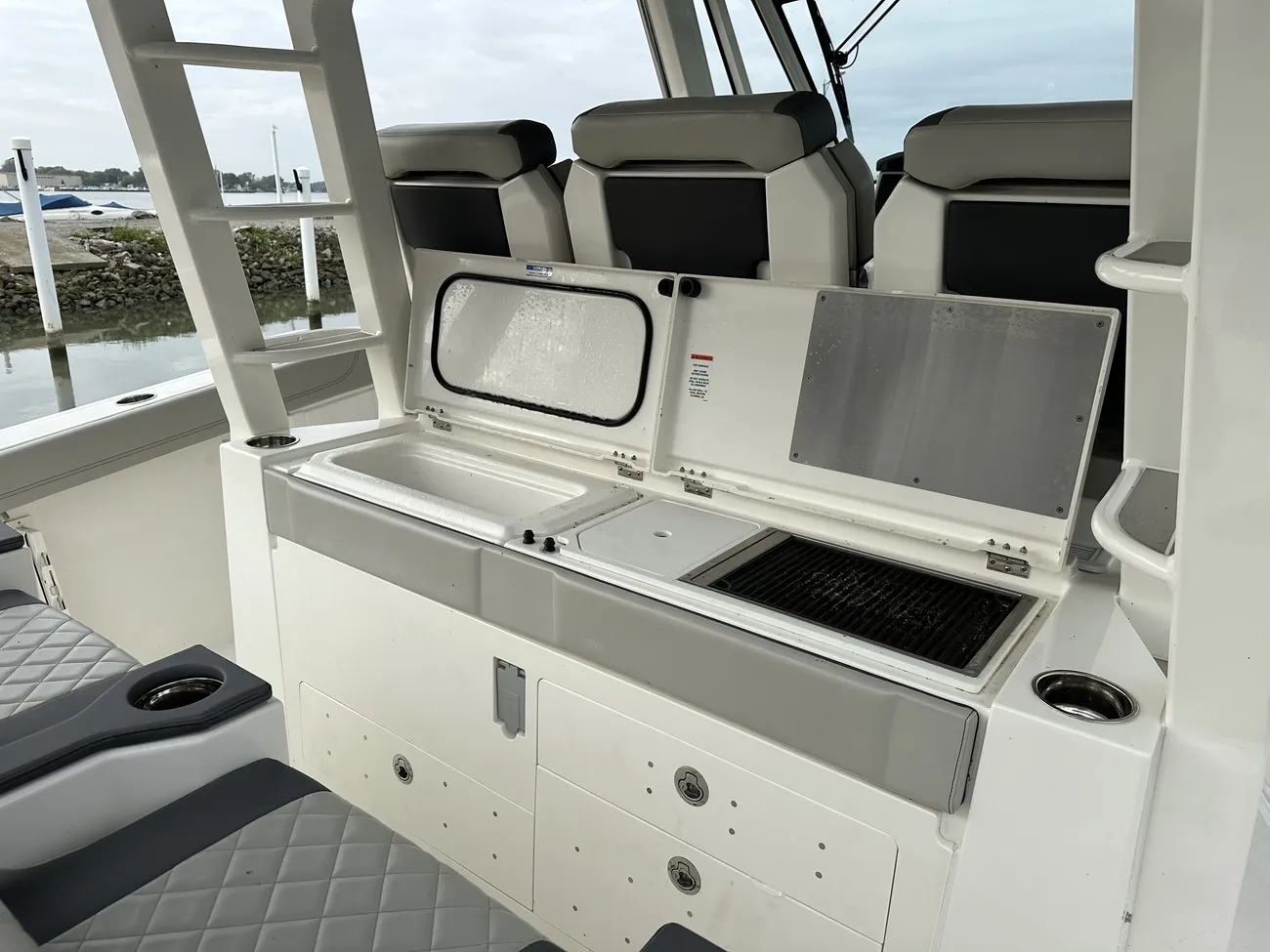 Thumbnail von Pursuit S 428