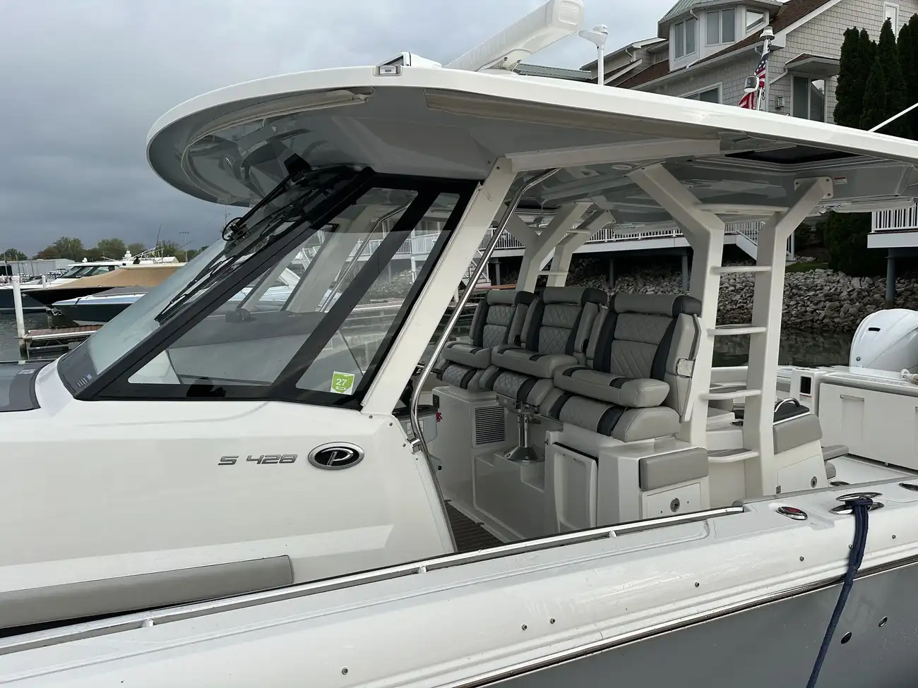 Thumbnail von Pursuit S 428