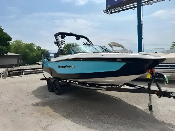 MasterCraft 225