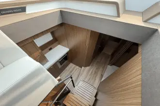 Thumbnail von Cruisers Yachts 60 Cantius