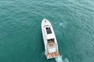 Thumbnail von Cruisers Yachts 60 Cantius