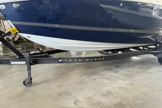 Thumbnail von Four Winns H6 OB