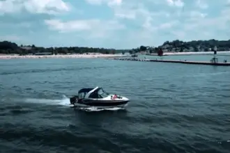 Thumbnail von Formula 350 Crossover Bowrider