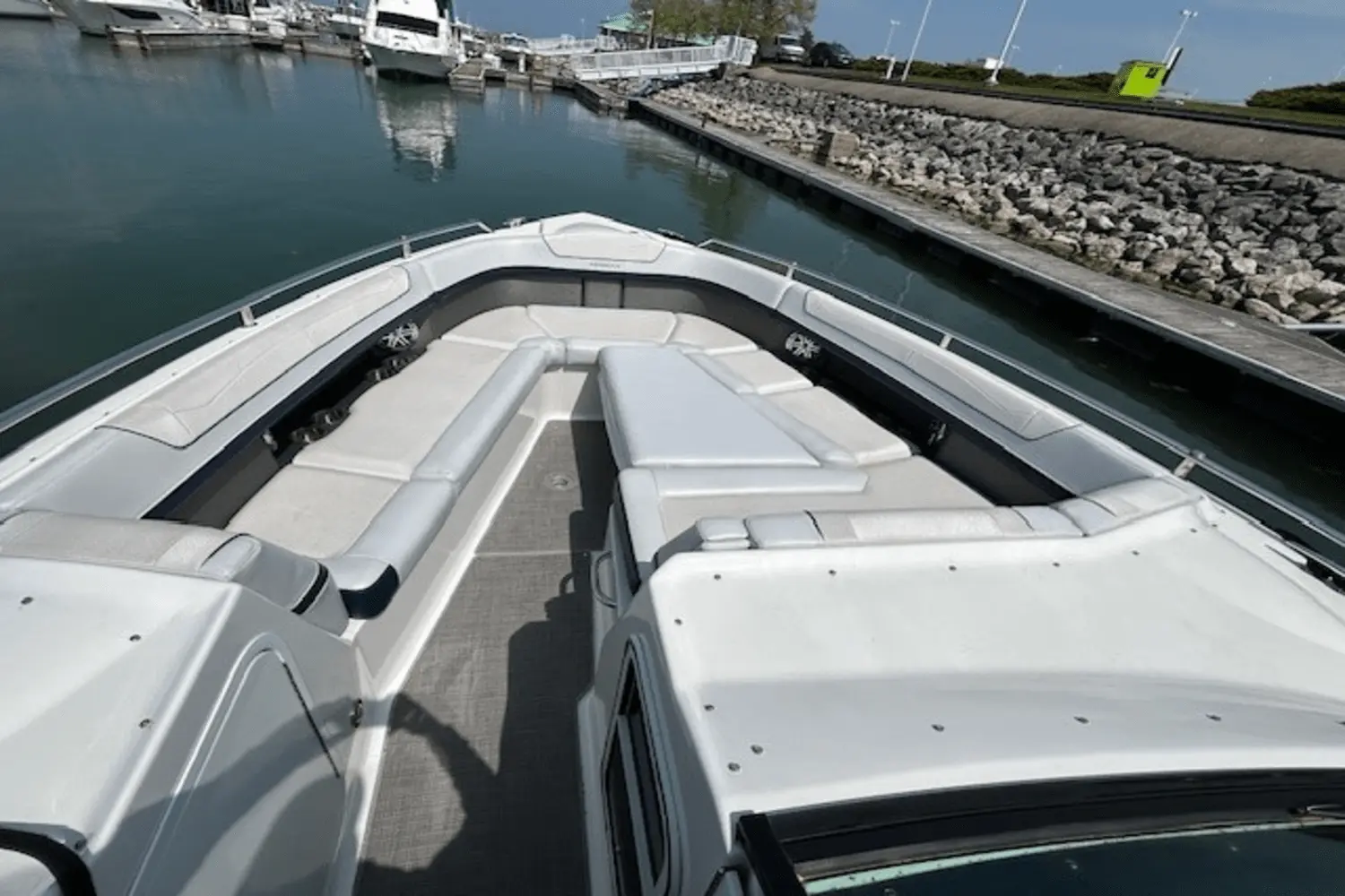 Thumbnail von Formula 350 Crossover Bowrider