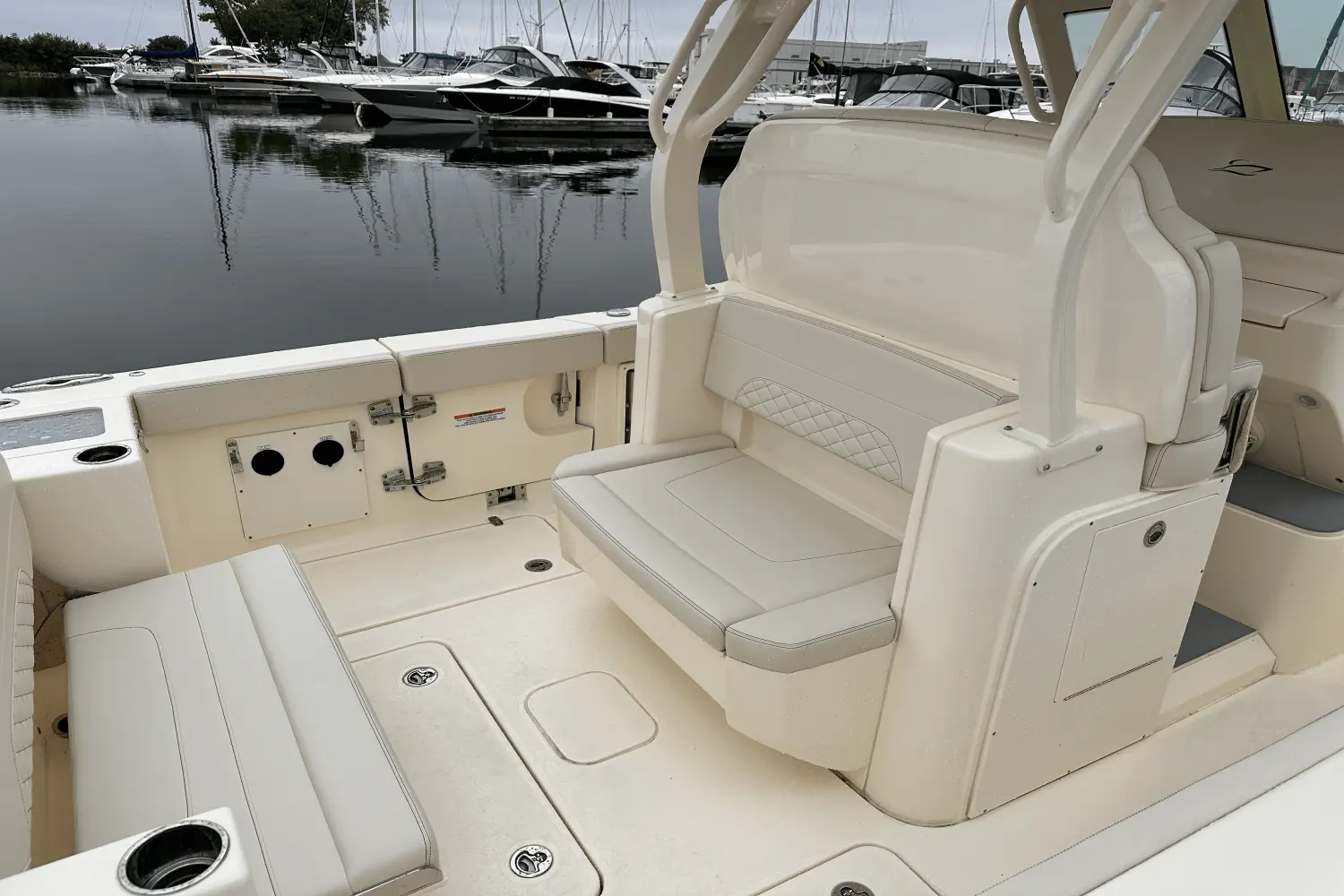 Thumbnail von Scout 330 LXF