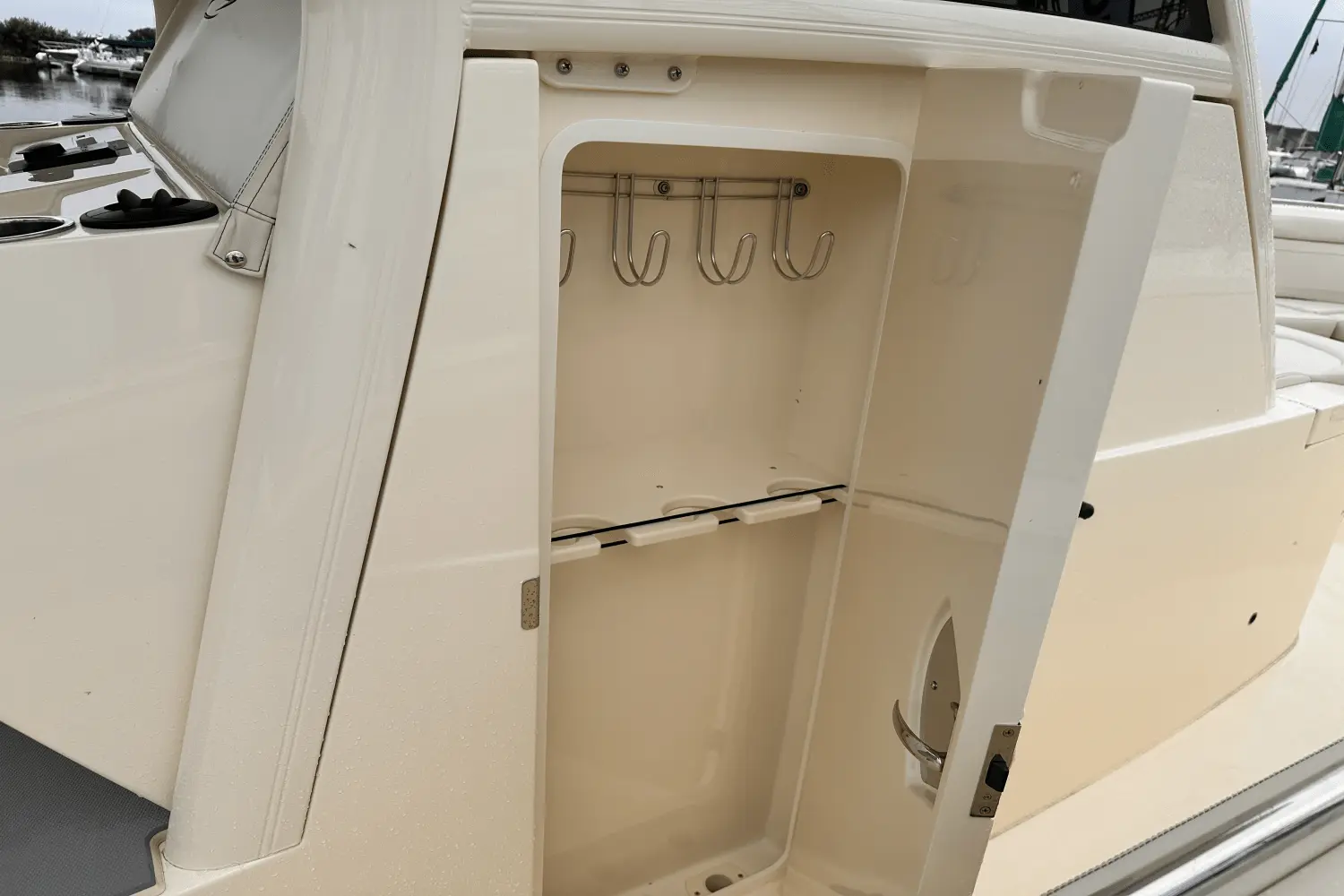 Thumbnail von Scout 330 LXF