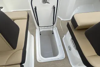 Thumbnail von Sea Ray SDX 270