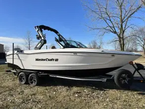 Thumbnail von MasterCraft 225