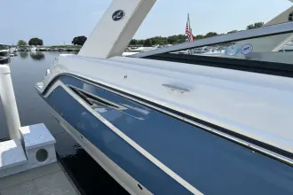 Thumbnail von Sea Ray SLX 310