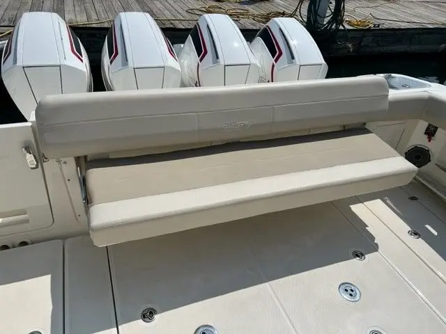 Thumbnail von Boston Whaler 420 Outrage