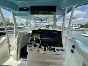 Thumbnail von Boston Whaler 420 Outrage