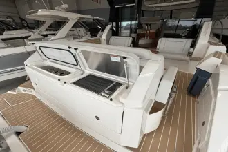 Thumbnail von Tiara Yachts 2870