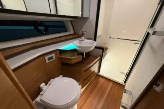 Thumbnail von Tiara Yachts 2870