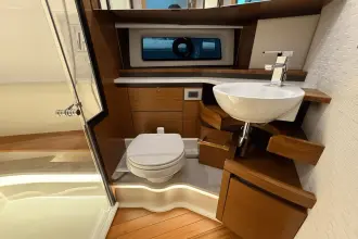 Thumbnail von Tiara Yachts 2870