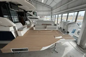 Thumbnail von Tiara Yachts 2870