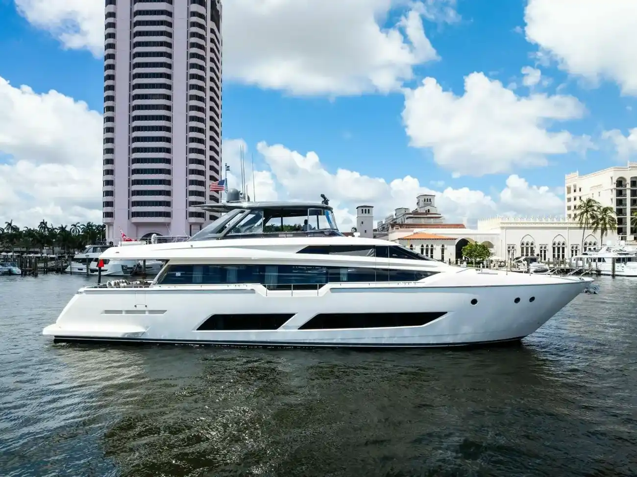 Ferretti Yachts 850 Alter Ego