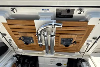 Thumbnail von Boston Whaler 380 Realm