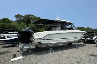 Thumbnail von Boston Whaler 380 Realm