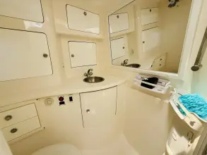 Thumbnail von Intrepid 377 WA