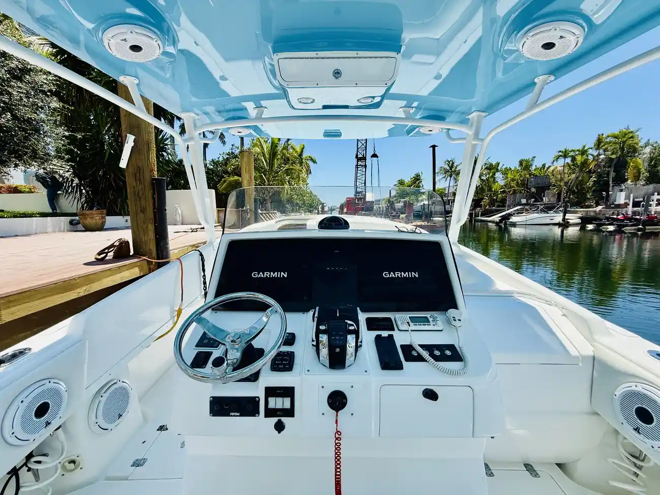 Thumbnail von Intrepid 377 WA