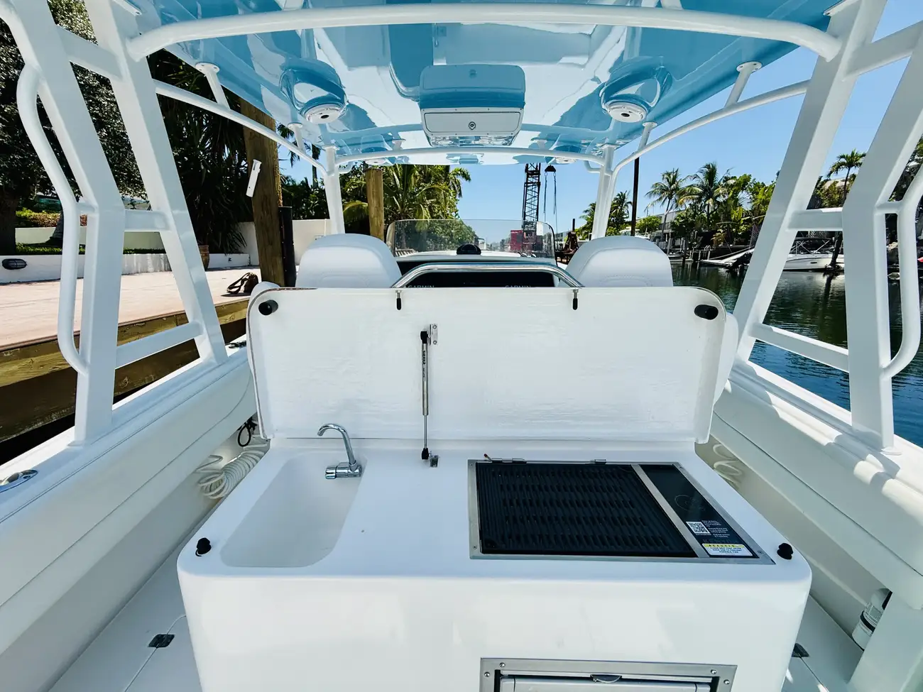 Thumbnail von Intrepid 377 WA