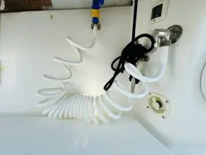 Thumbnail von Intrepid 377 WA